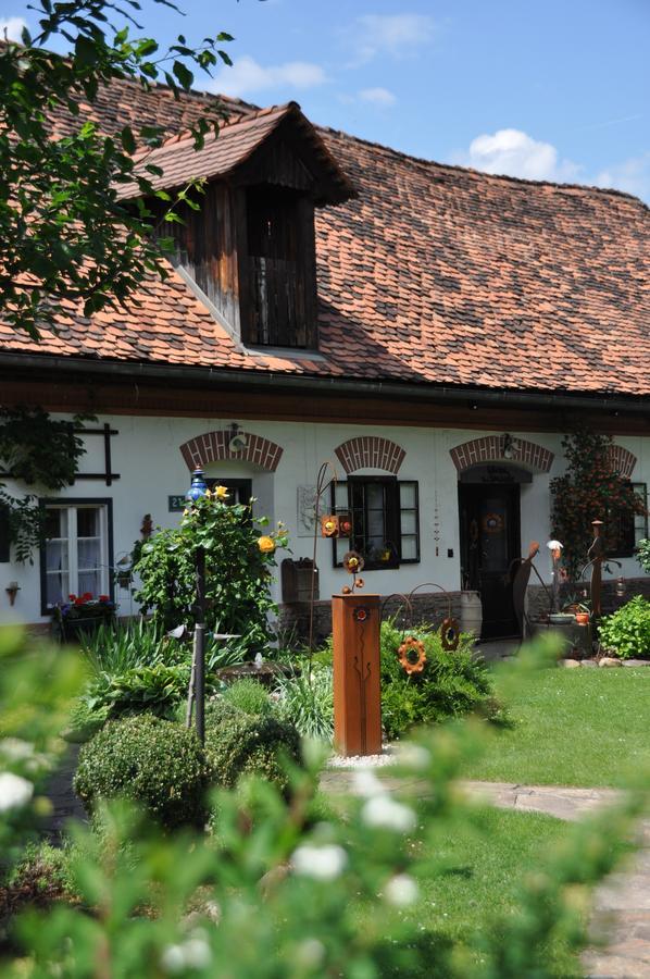 Hotel Restaurant Zum Schwan Schwanberg Eksteriør bilde